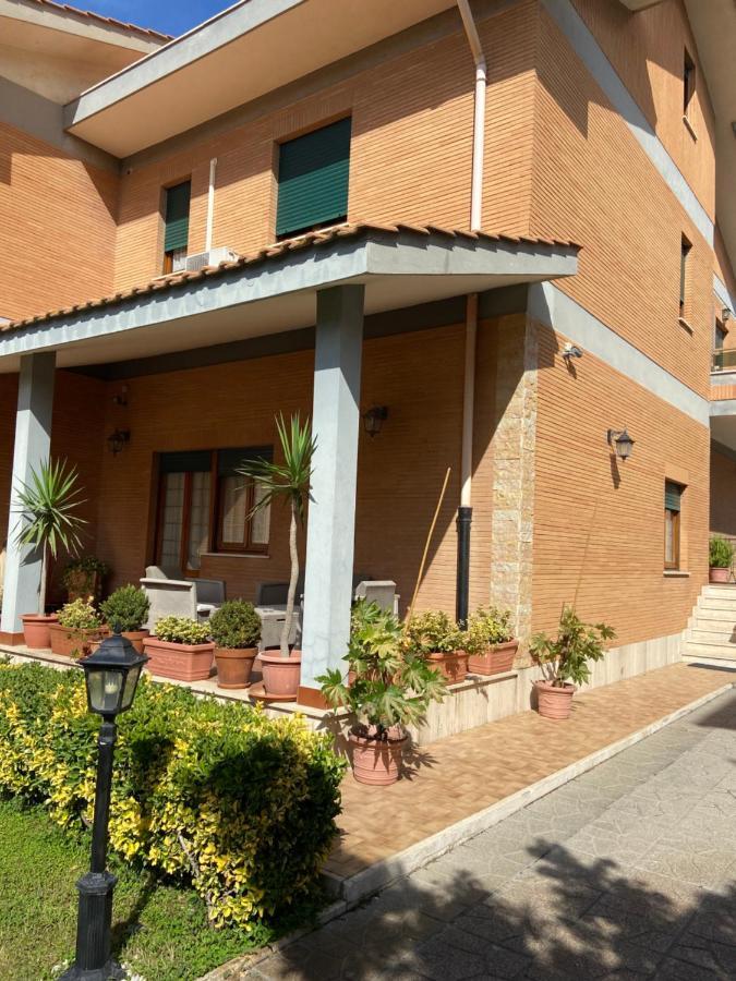 Villa Alma Fiumicino Exterior photo